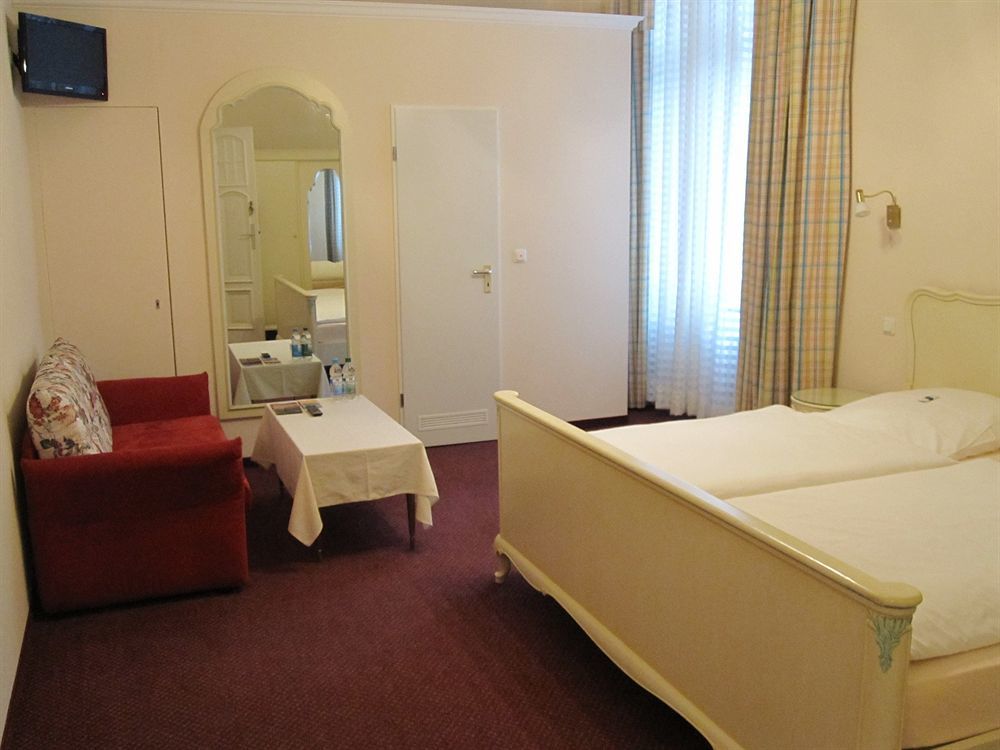 Hotel Pension Fasanenhaus Berlin Eksteriør billede