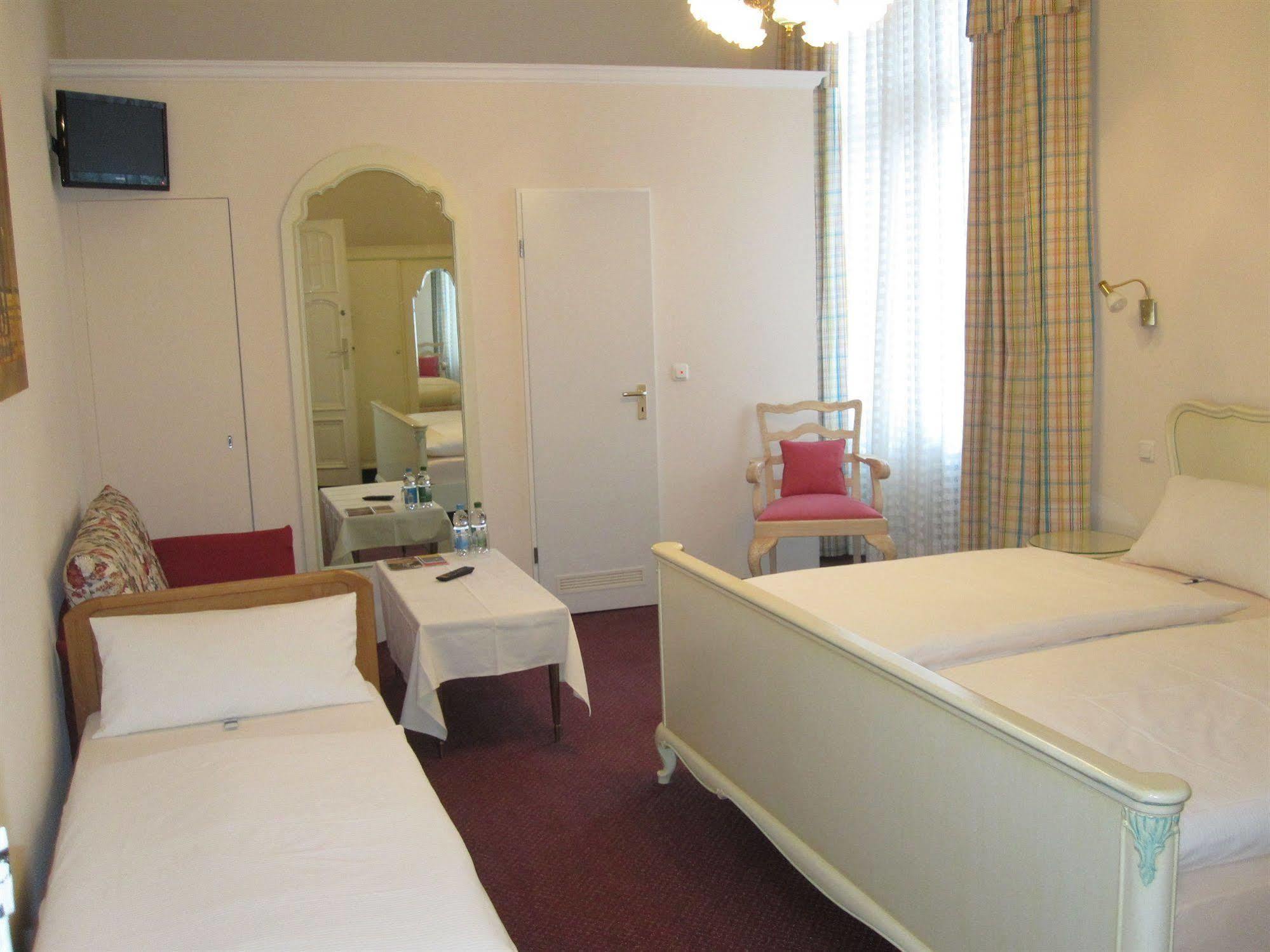 Hotel Pension Fasanenhaus Berlin Eksteriør billede