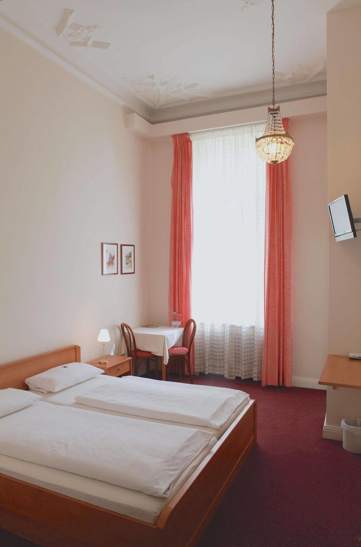 Hotel Pension Fasanenhaus Berlin Eksteriør billede